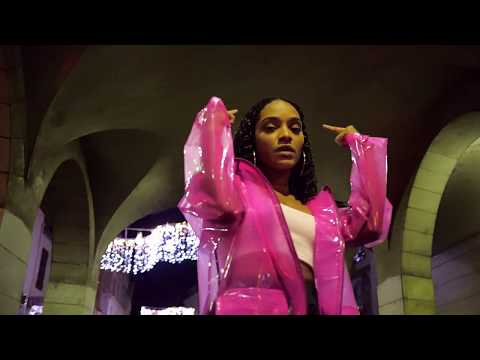 Layless - Numero 10